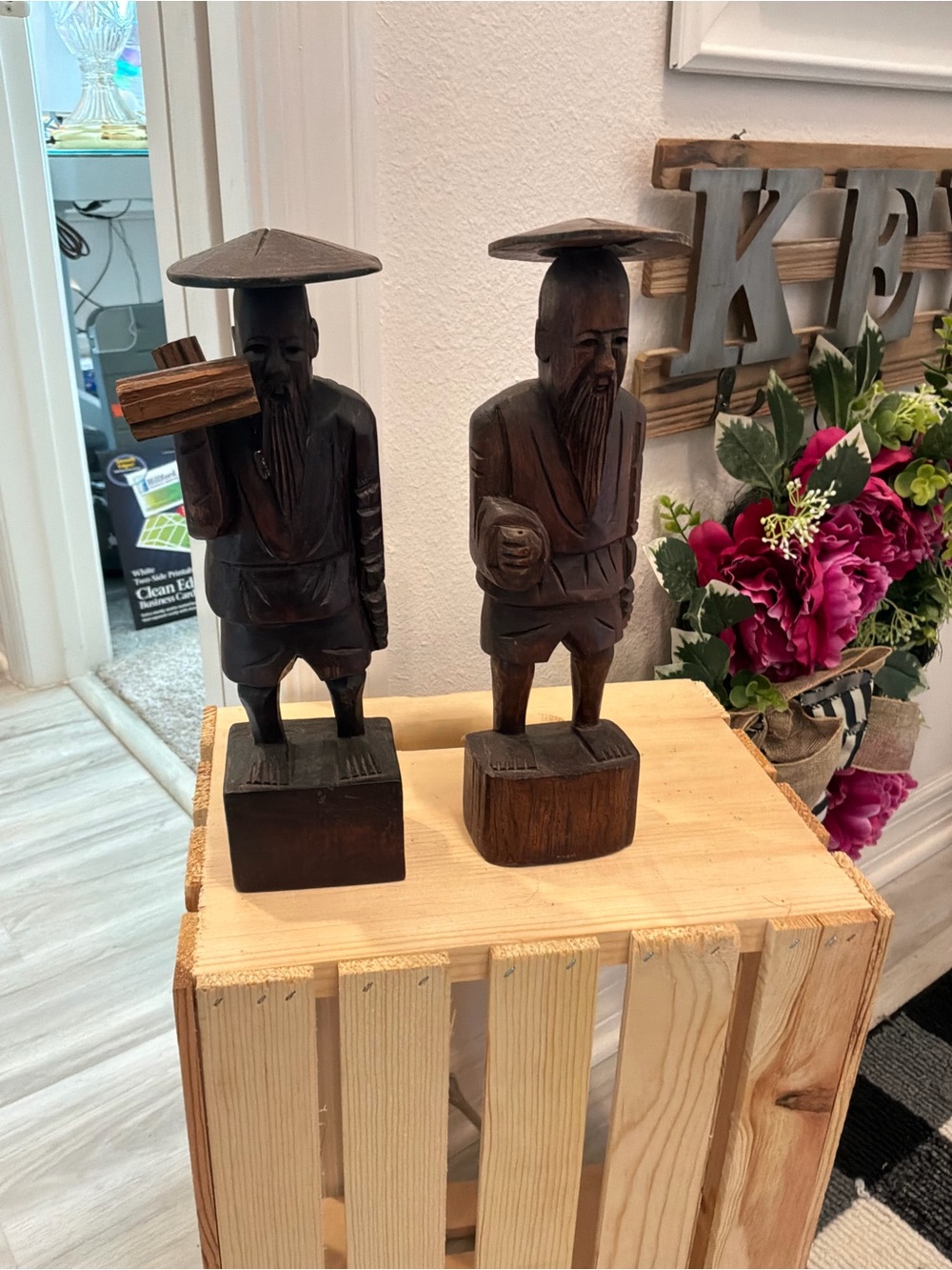 2 vintage Hand-Carved Wooden Figurines Set - Dark Brown Home Art